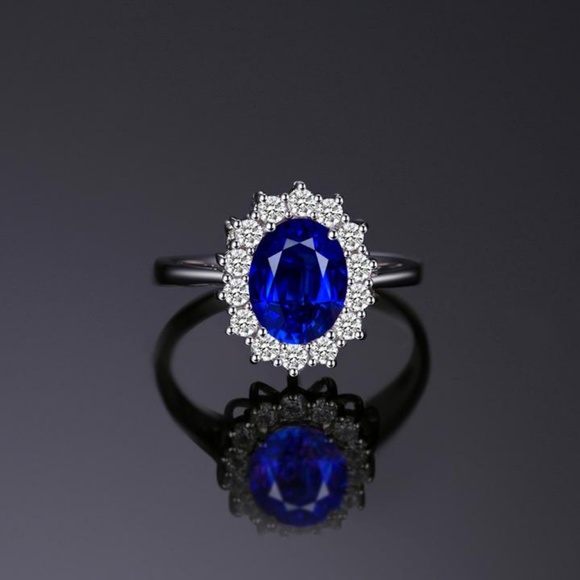 Princess Diana Blue Sapphire Jewelry Set - Picture 2 of 8